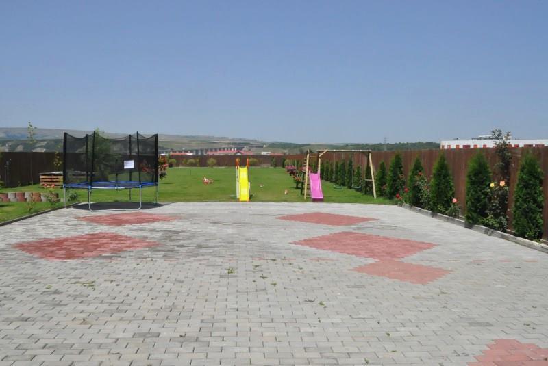 Pensiunea Pusca Si Cureaua Lata Turda Exteriör bild